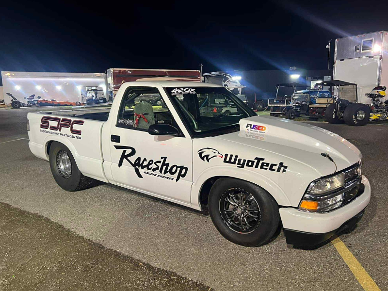 Checy S10 racing truck