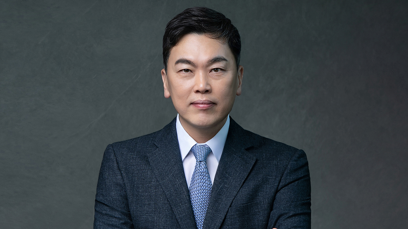 Movers & Shakers: New Global Lead at Genesis, F1 Arcade CEO