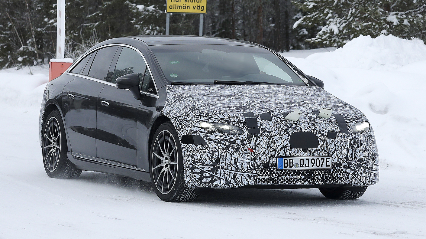 Spy Shots: Mercedes-Benz EQS Facelift