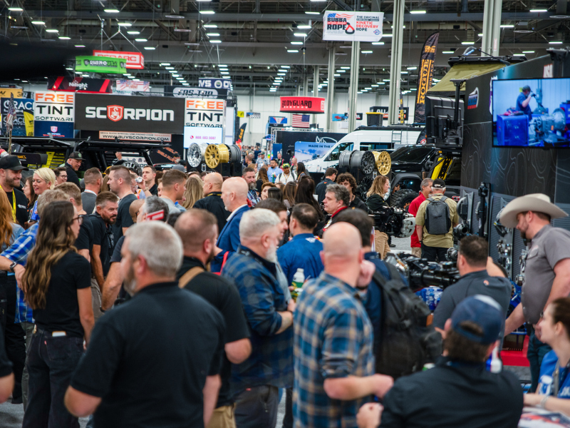 Crowds making their way through the SEMAA Show floor
