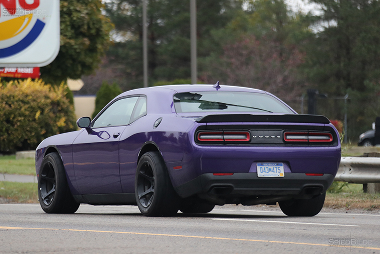 dodge challenger