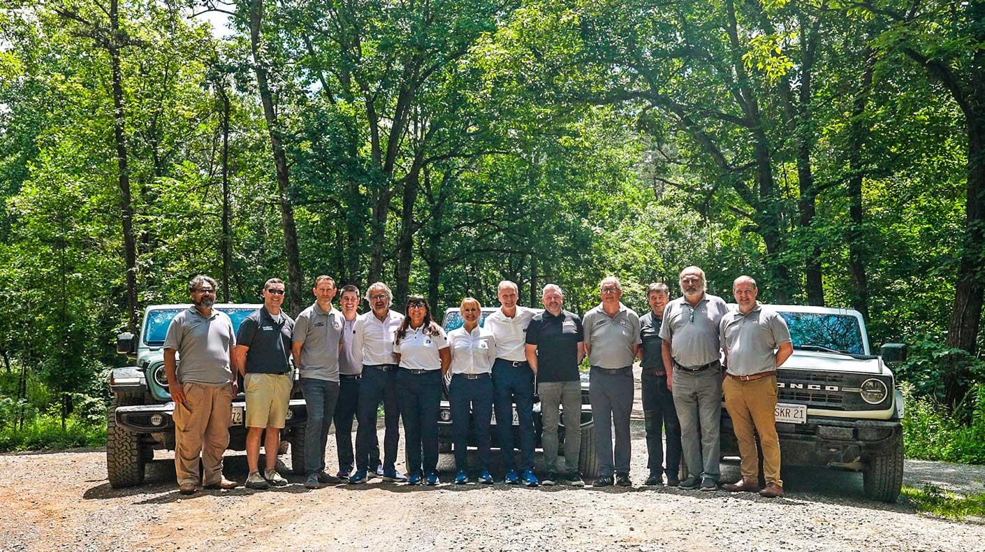 A group photo of FIA members.