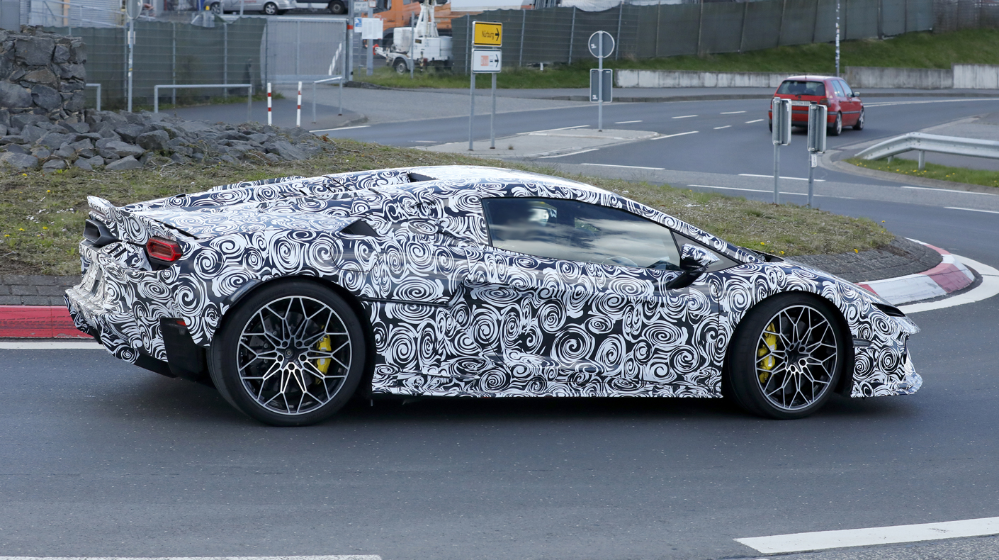 An image of the camouflaged Lamborghini Temerario.