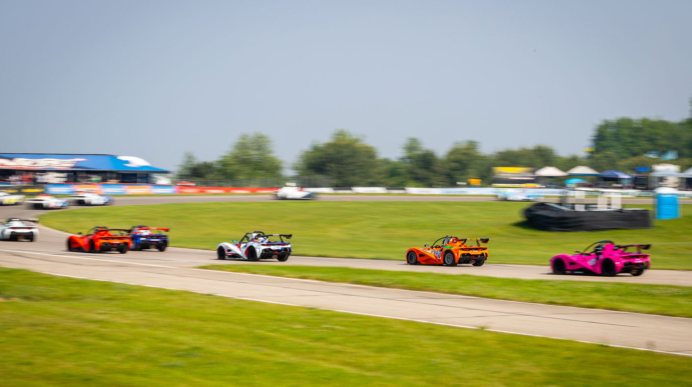 Turn 14 Distribution GRIDLIFE Lounge