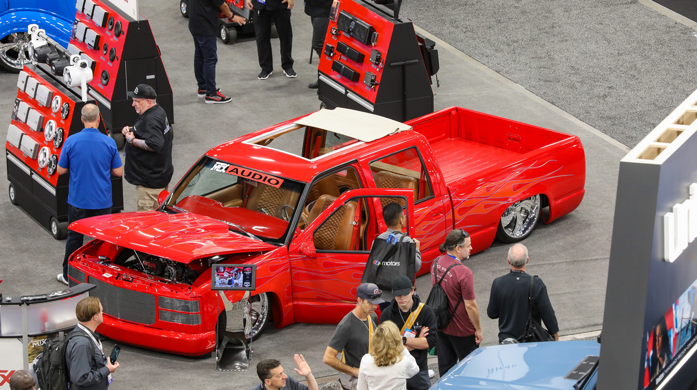 SEMA Show 2025 atmosphere