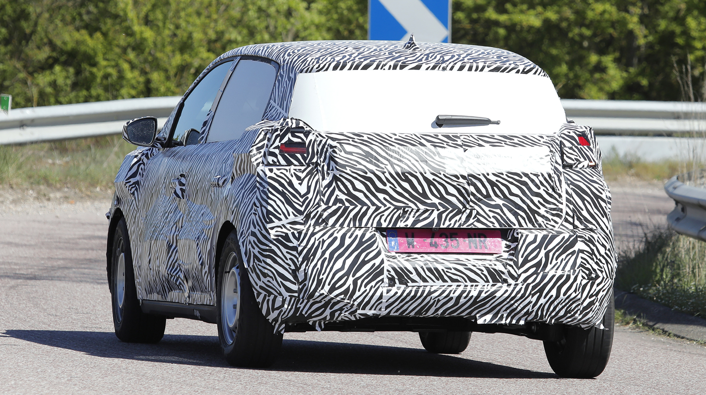 An image of the camouflaged Dacia EV.
