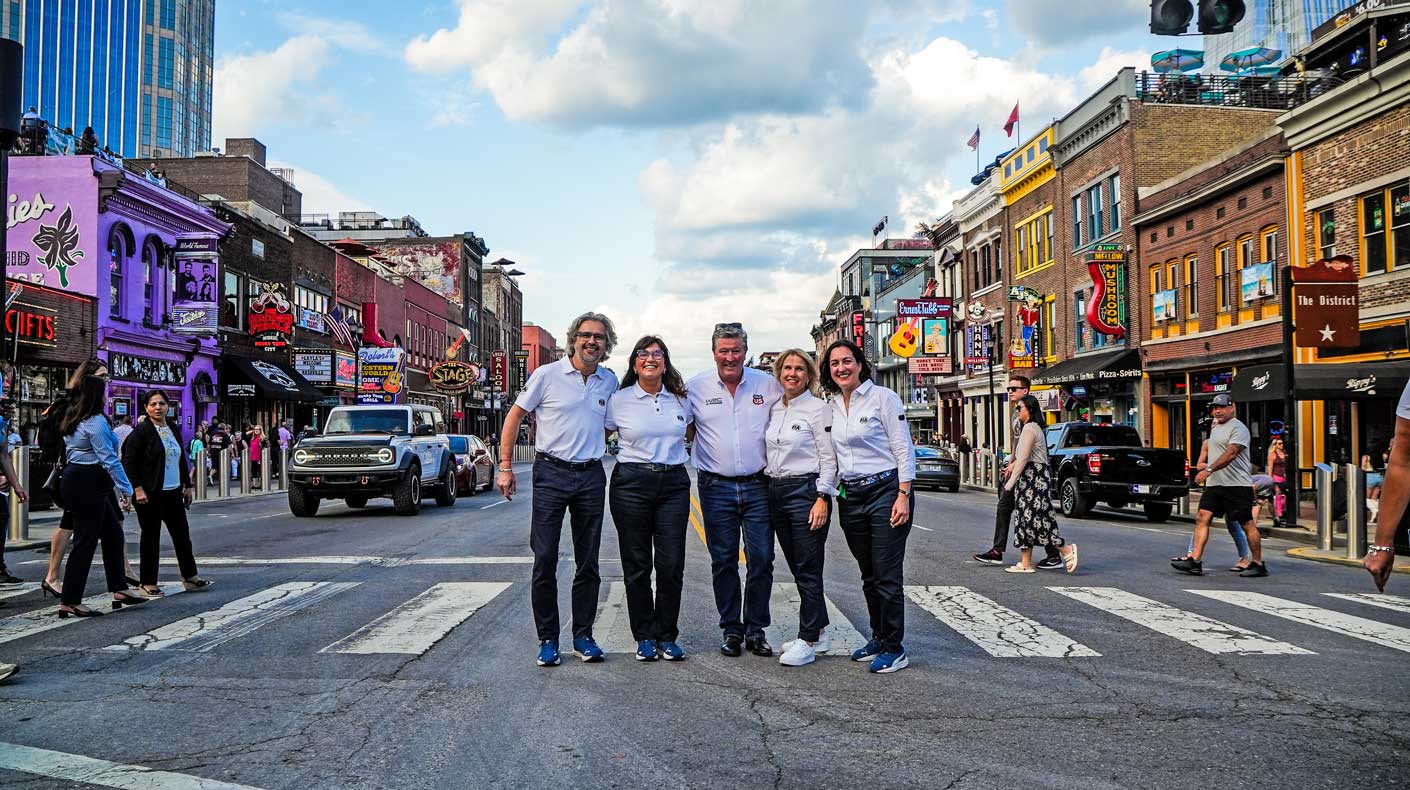 A group photo of FIA members in Nashville.