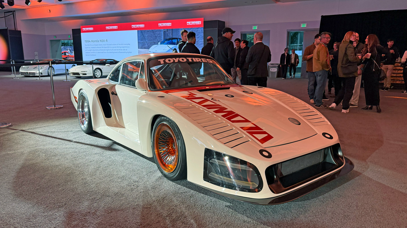 LA Auto Show vehicle, photo gallery for SEMA News