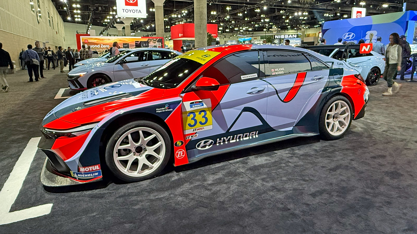 LA Auto Show vehicle, photo gallery for SEMA News