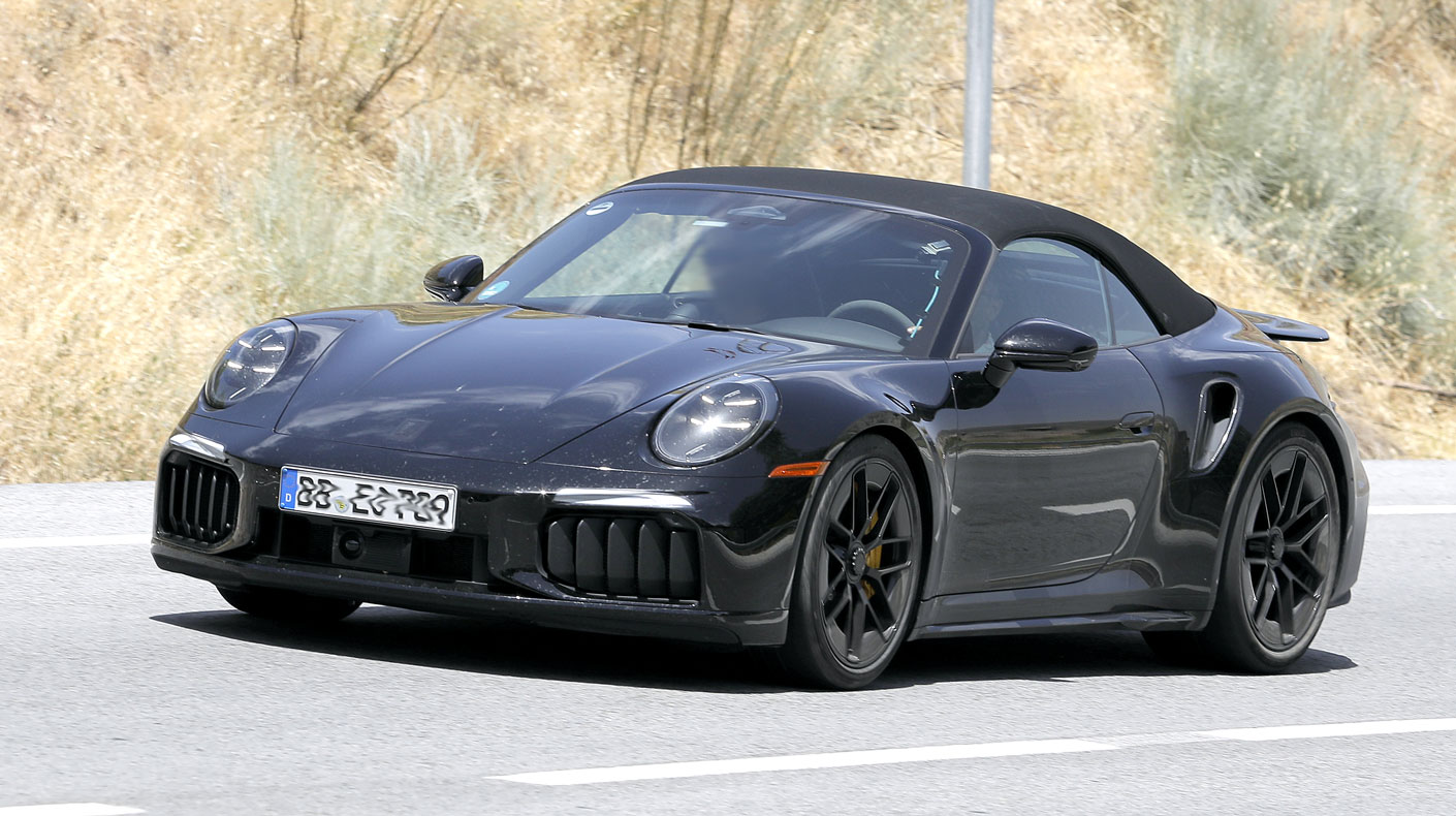 '26 Porsche 911 Turbo Cabrio spy shots