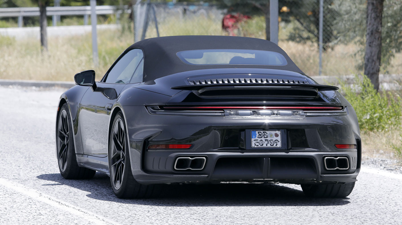 '26 Porsche 911 Turbo Cabrio spy shots