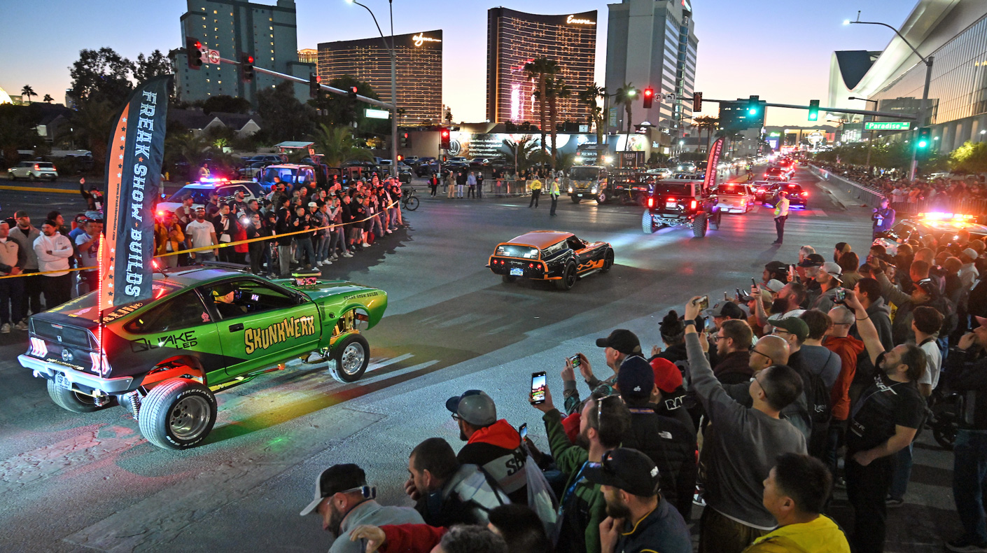 SEMA Cruise in Las Vegas for SEMA Show Badge story