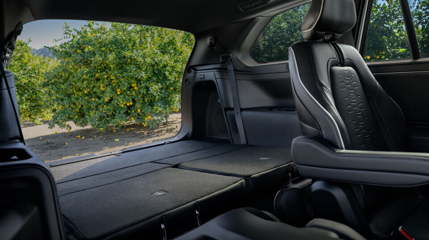 An image of the third-row seating in the Subaru Getaway.