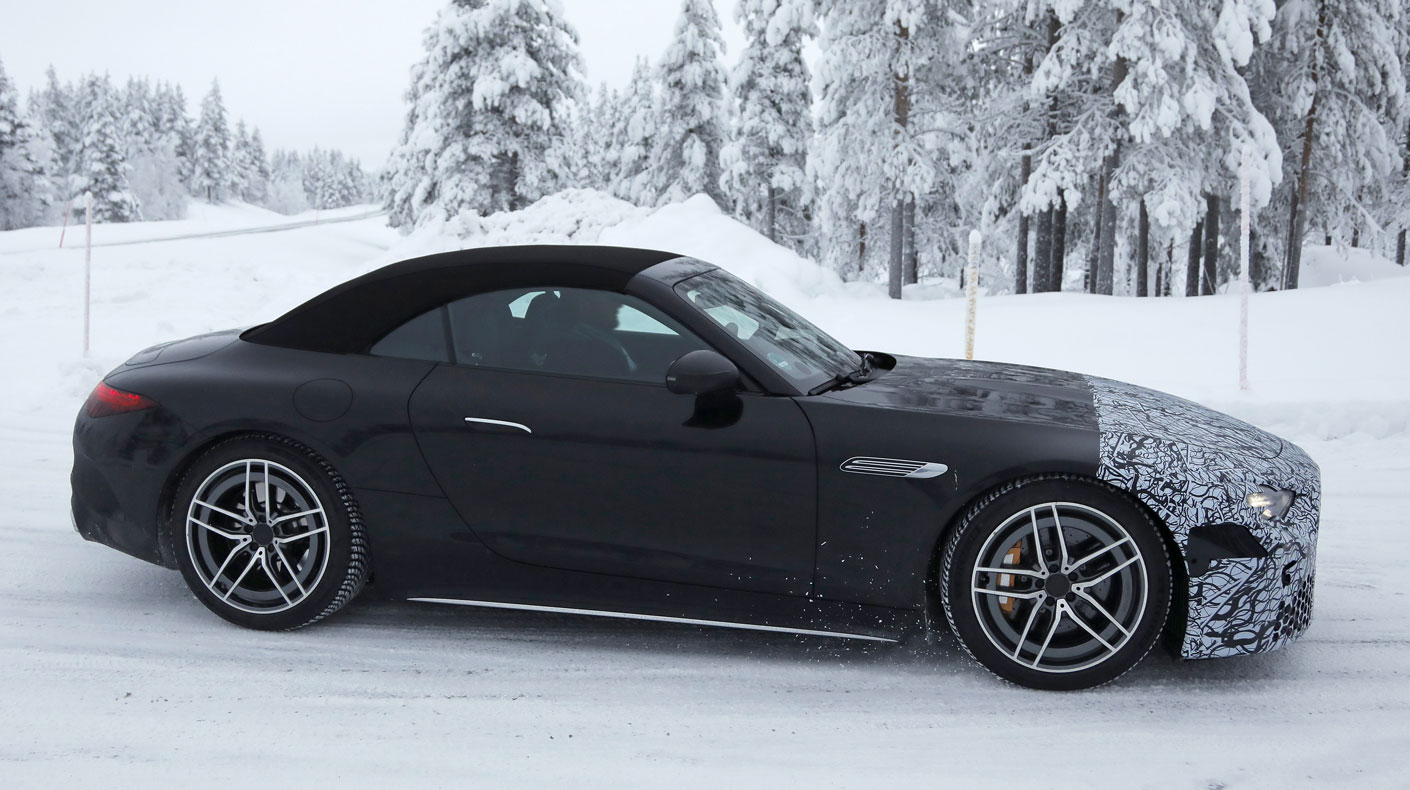 Modified Mercedes-AMG SL 63 side spy shots