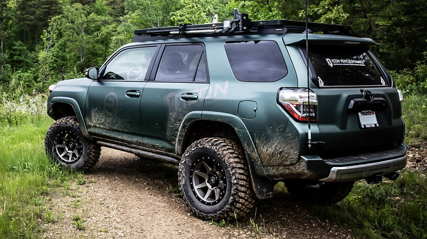 ICON Vehicle Dynamics 4Runner sway bar link kits