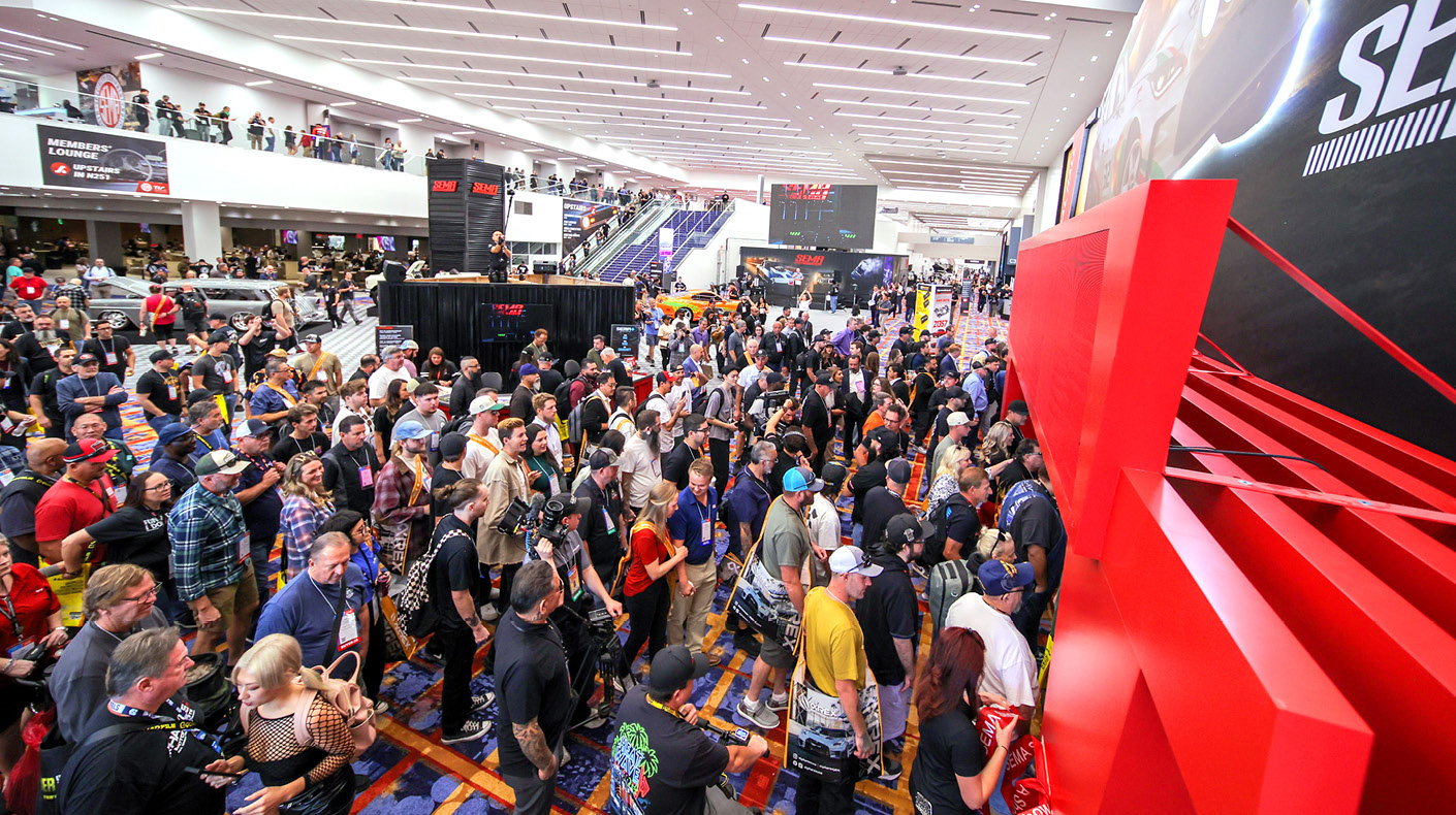 Crowds at the SEMA Show.