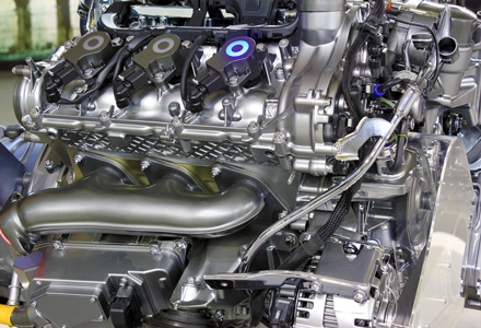 internal combustion engine V6