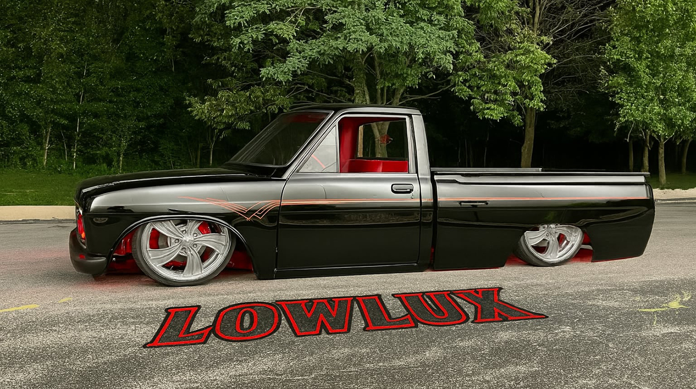Air Lift Company '72 Hilux build from the TORA Feature Vehicle Showcase.