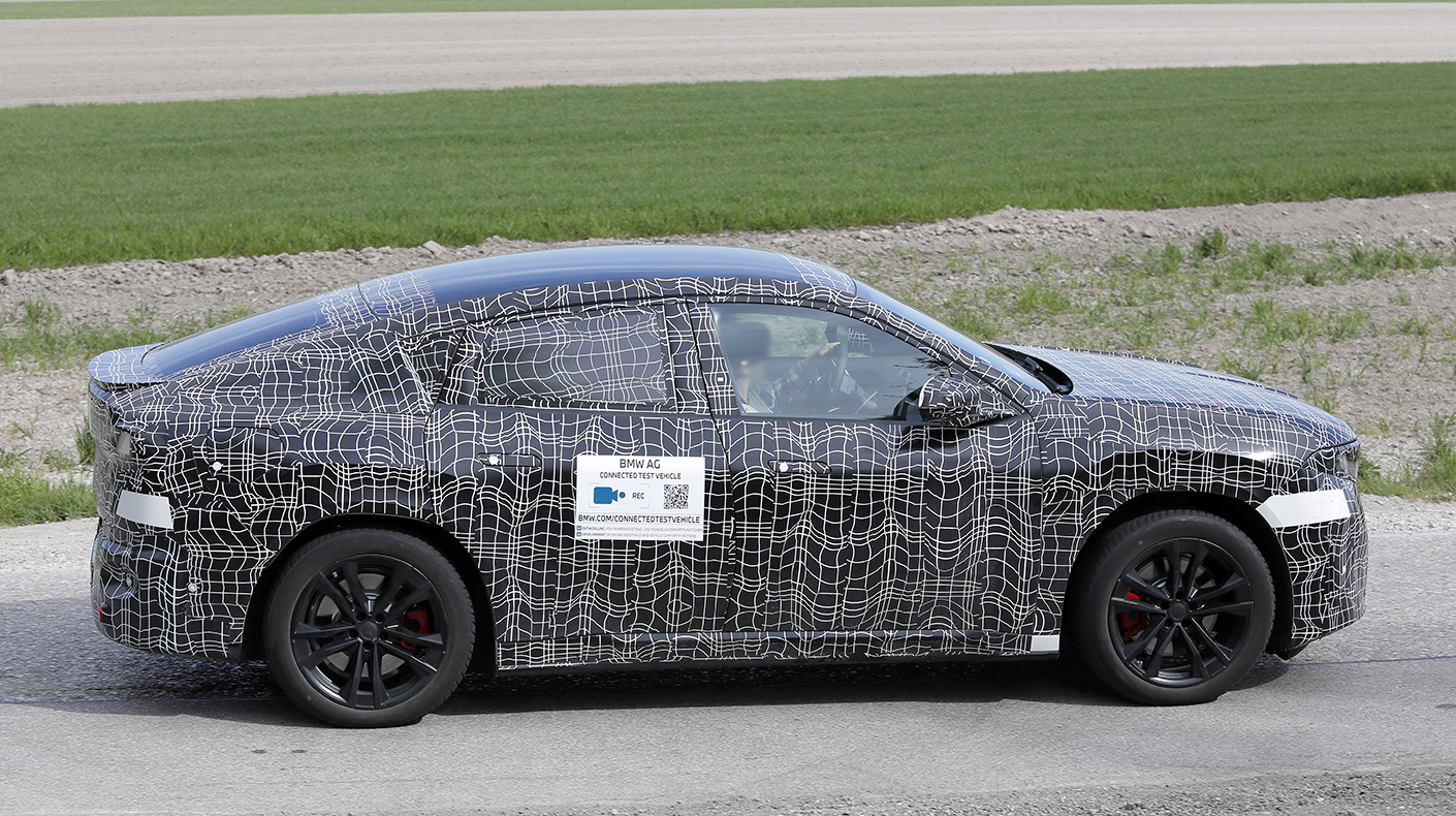Spy Shot of the BMW iX4.