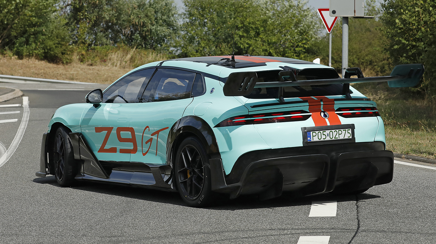 Denza Z9 GT