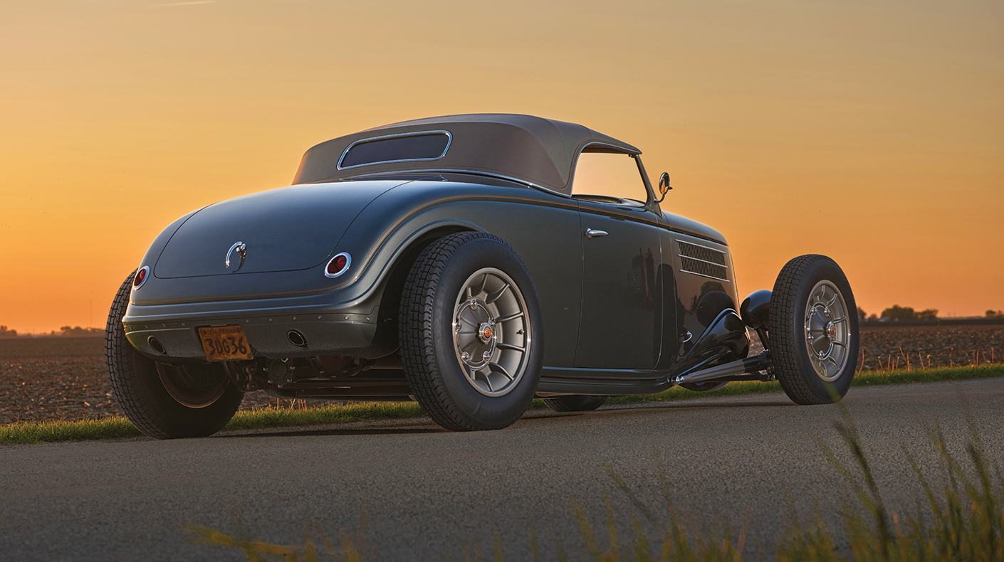 Fenderless from the rear quarter.