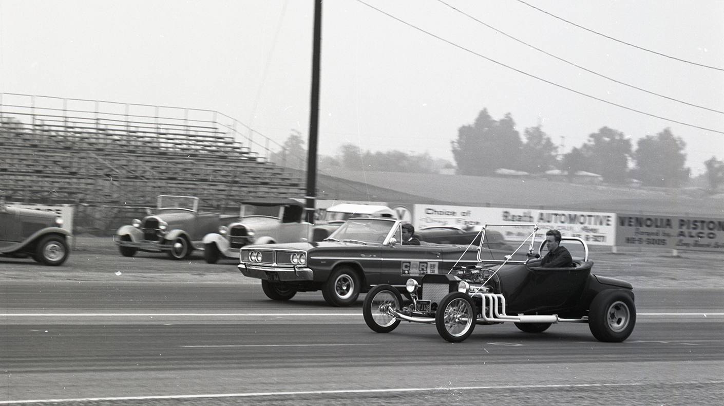 LA Roadsters Testing 426 Hemi