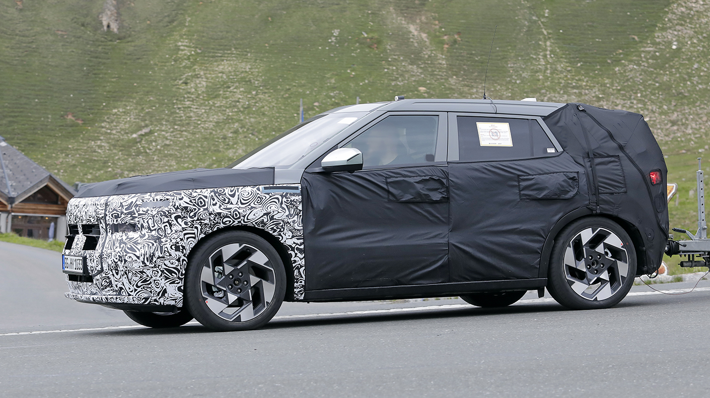 A prototype of the new Hyundai Kona testing.