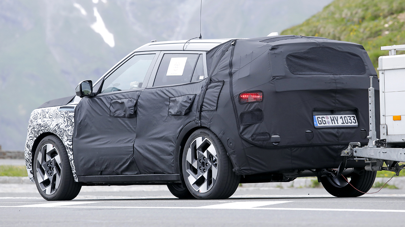 A prototype of the new Hyundai Kona testing.