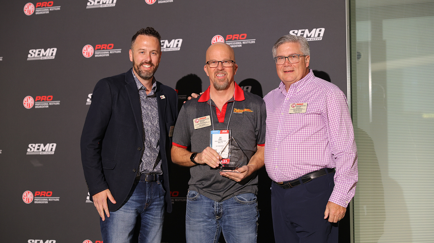 Ehret receives the PRO Nat Danas Person of the Year Award.