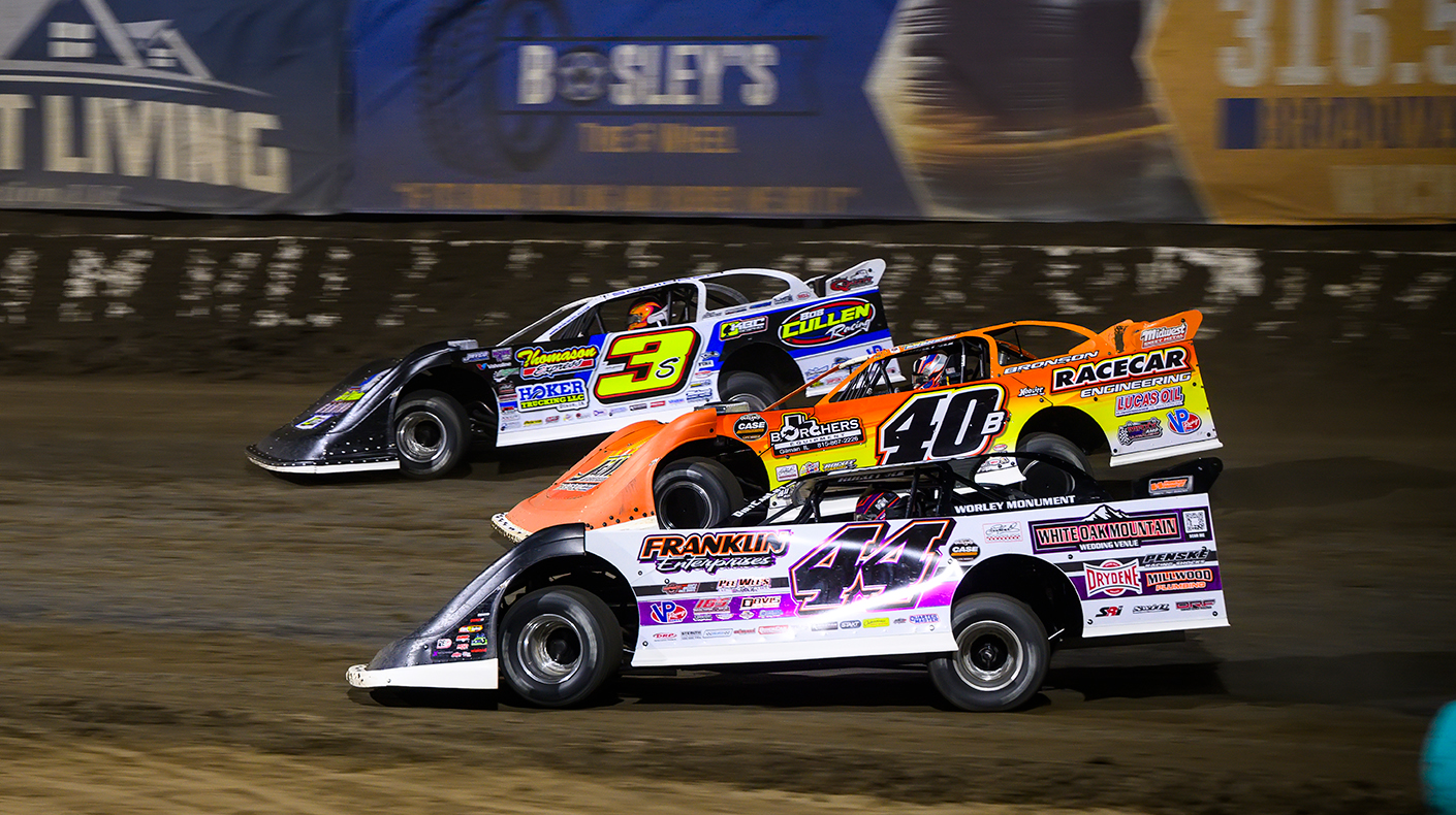 Kansas Right to Race - late model cars racing at 81 Speedway in Kansas.