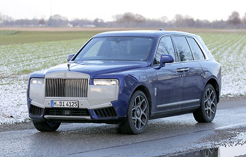 The front of the updated Rolls Royce Cullinan