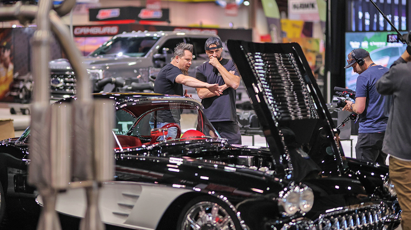 SEMA Live taping of Dave Kindig and Kevdogg Schiele