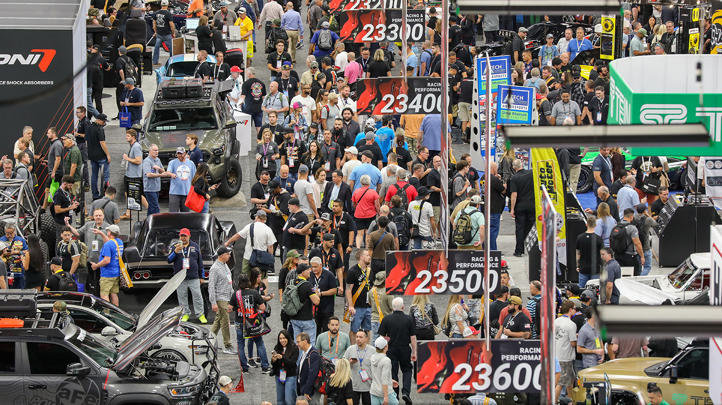 SEMA Show floor crowds
