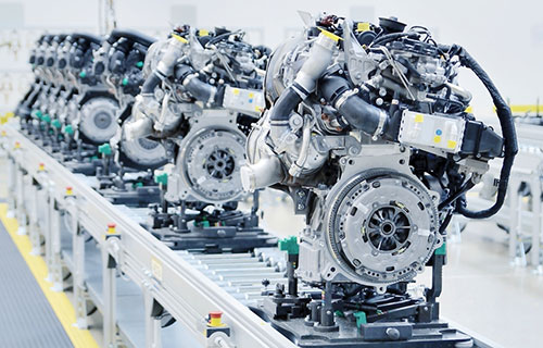 Internal combustion engines on production line